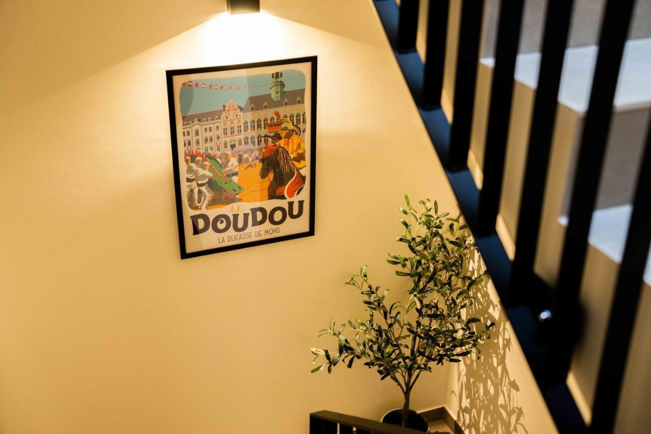 Luxury Penthouse & Terrace - Mons City Center Εξωτερικό φωτογραφία